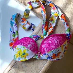 Beach Bunny Bikini Top